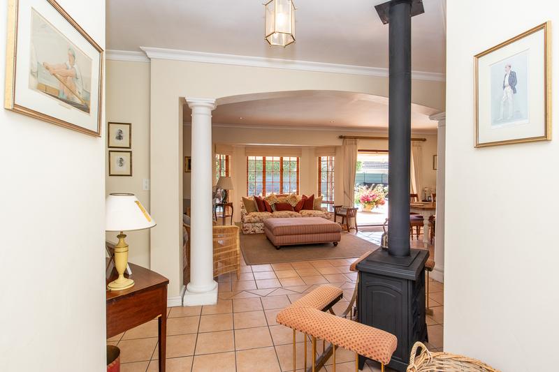 5 Bedroom Property for Sale in Tokai Western Cape